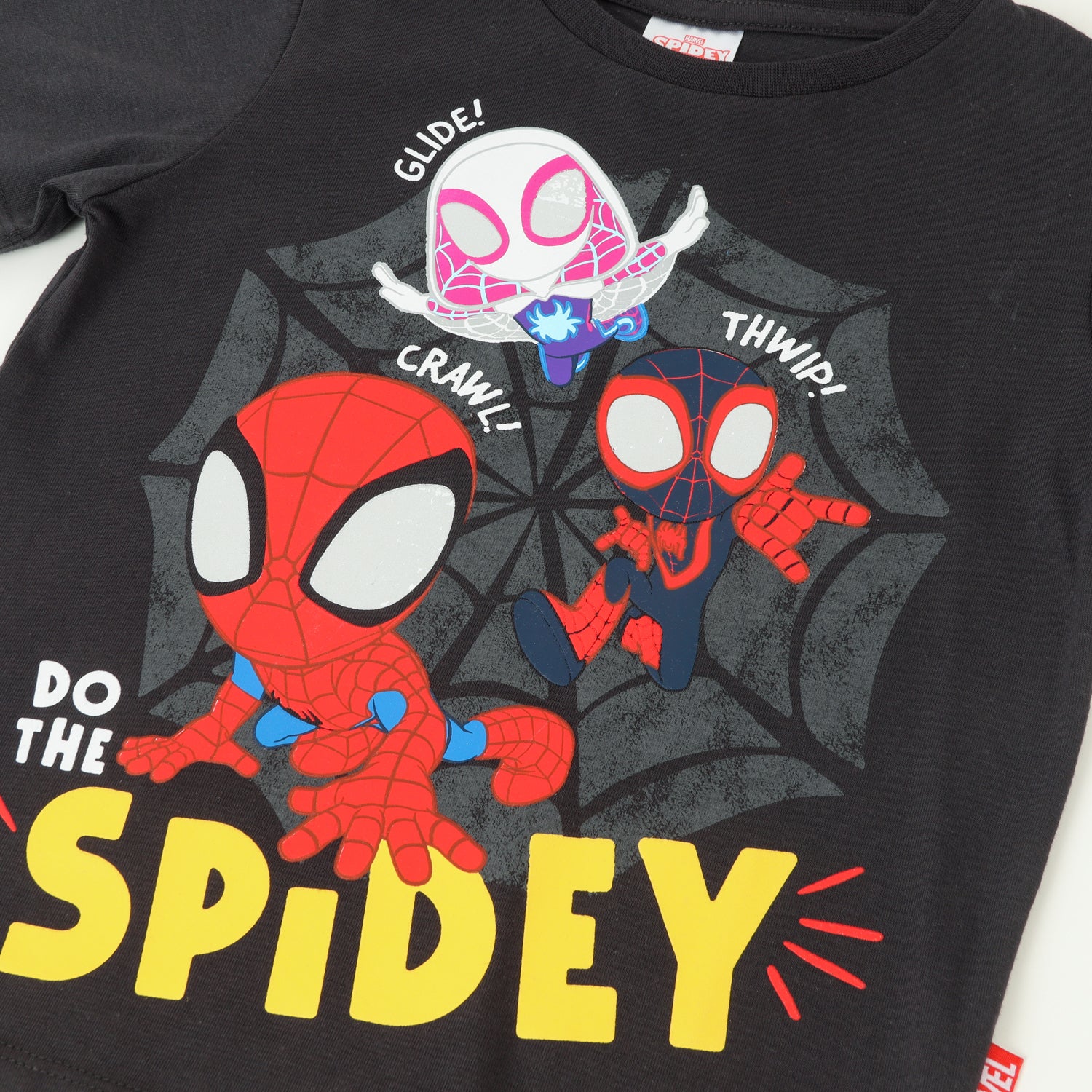 Polera Manga Corta Niño Spidey Tres Arañas Negro Marvel