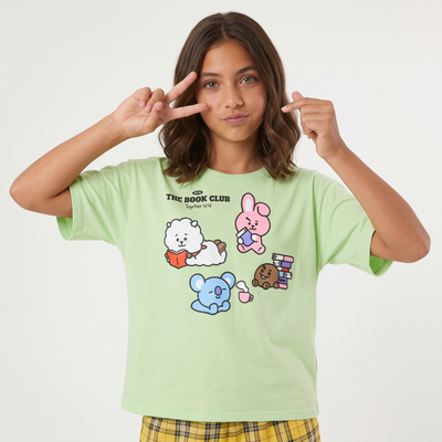 Polera Manga Corta Niña Verde Book Club BT21