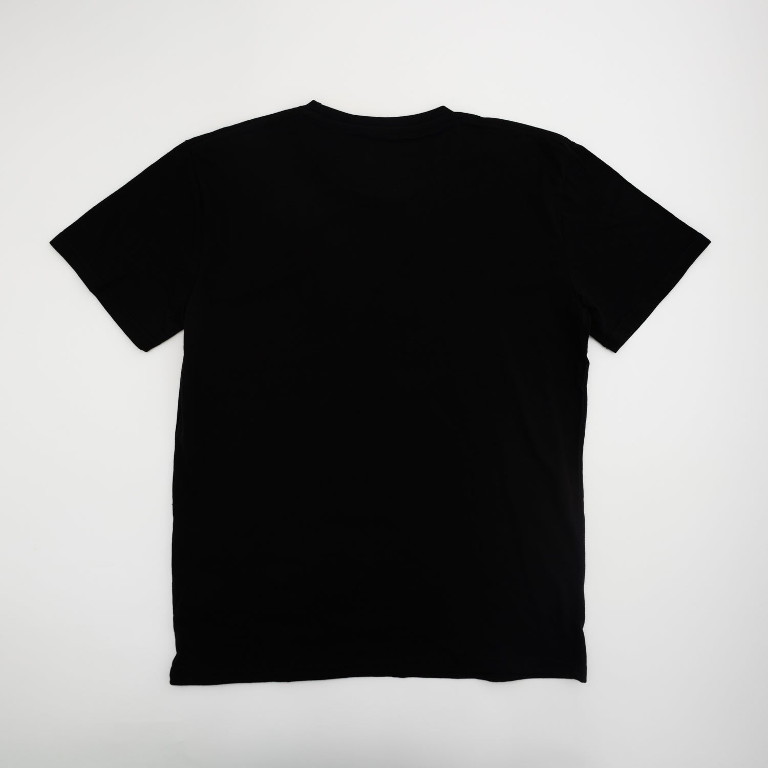 Polera Hombre Amigos Negro Looney Tunes