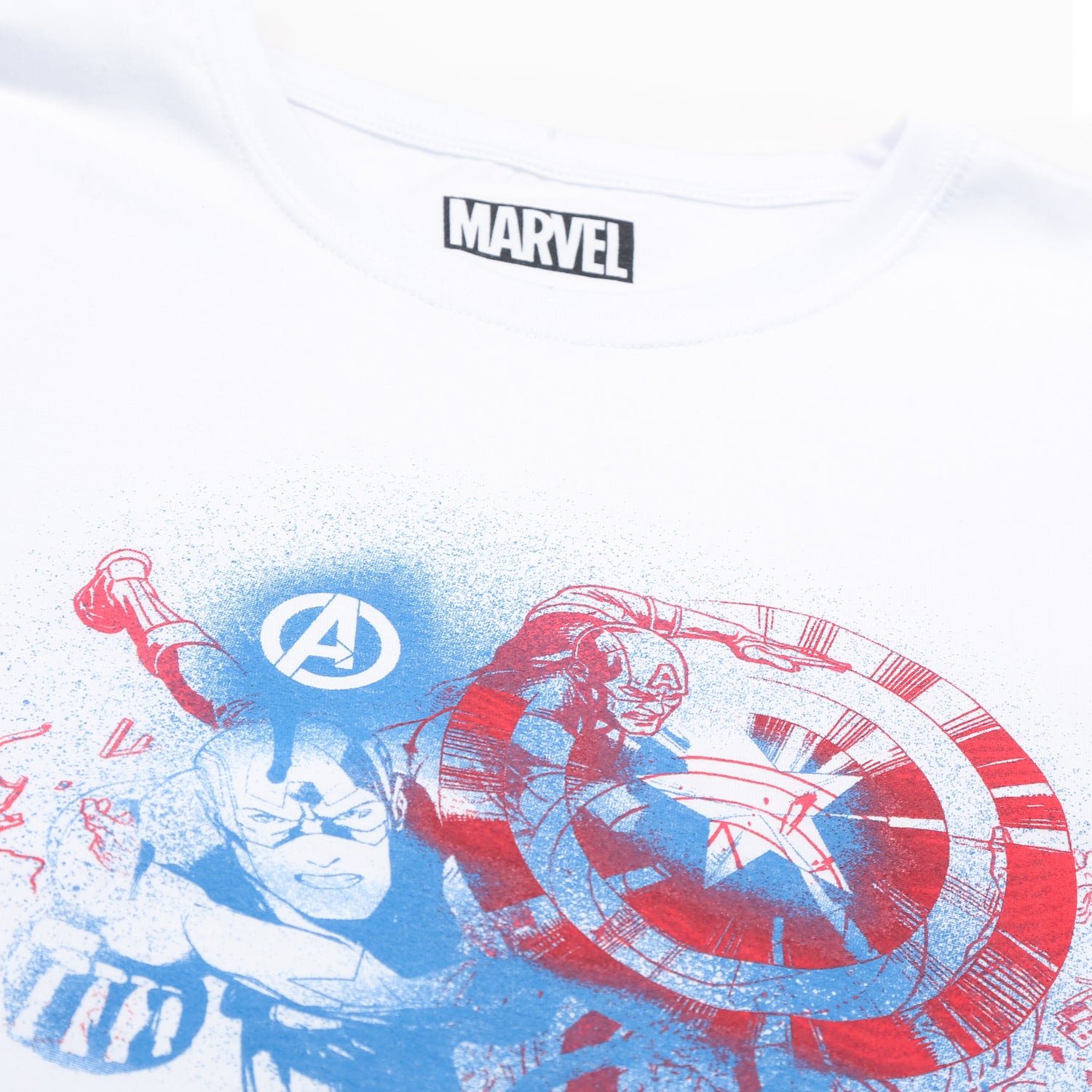 Polera Hombre Capitan America Fighting Blanco Marvel