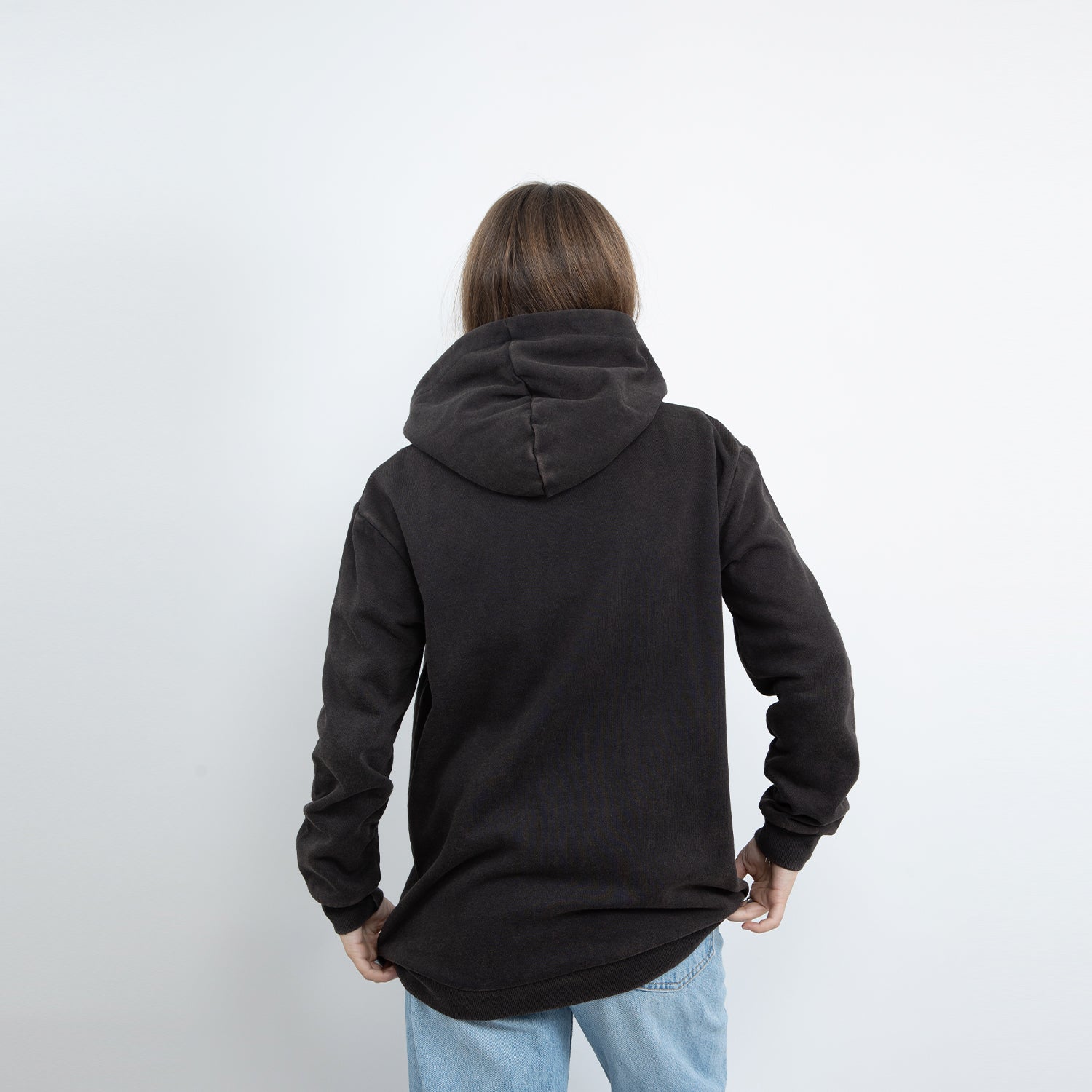 Polerón Mujer Rey León Letras Lavado Negro Disney