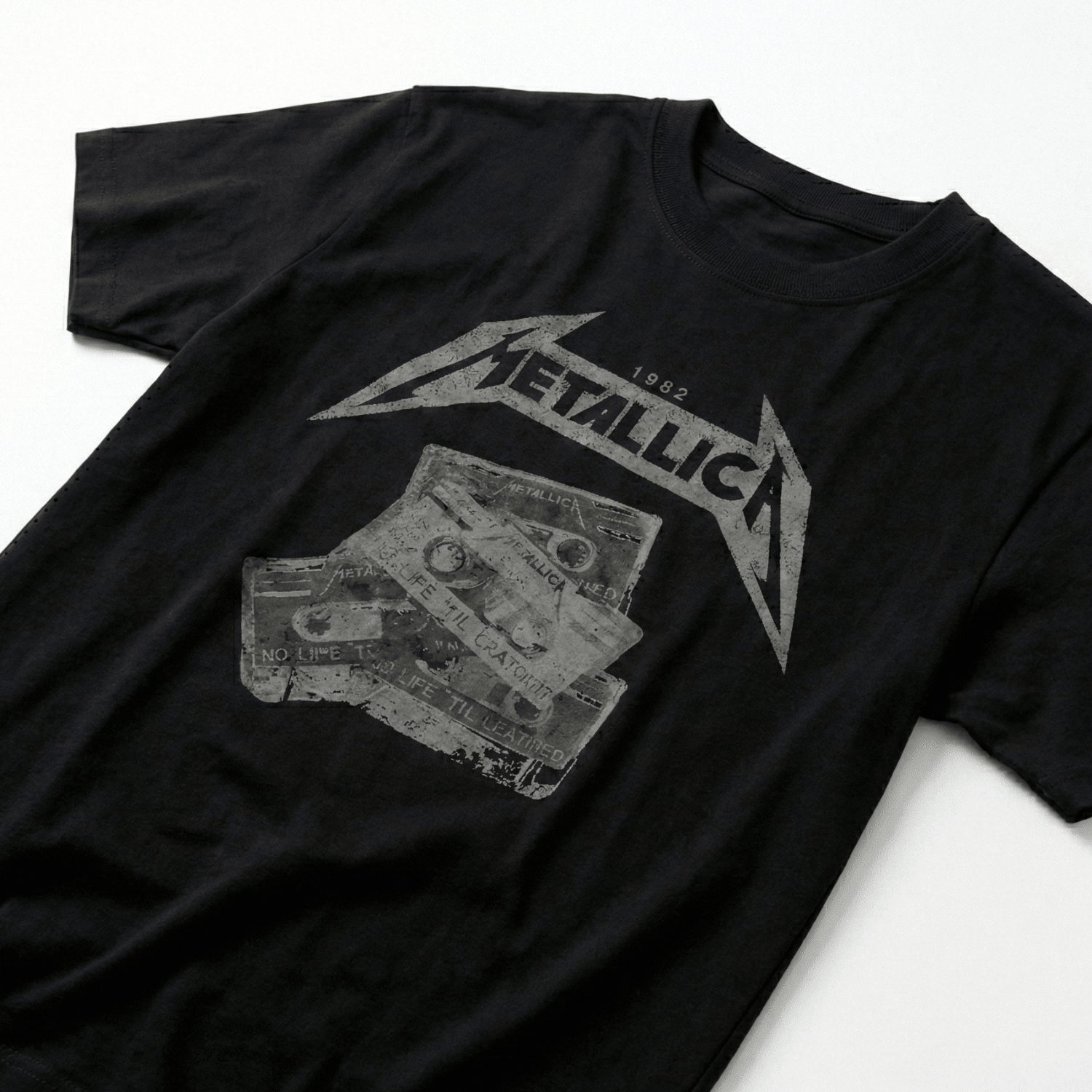 Polera Manga Corta Hombre Cassete Negro Metallica - Poleras Chile | The Brands Club cl