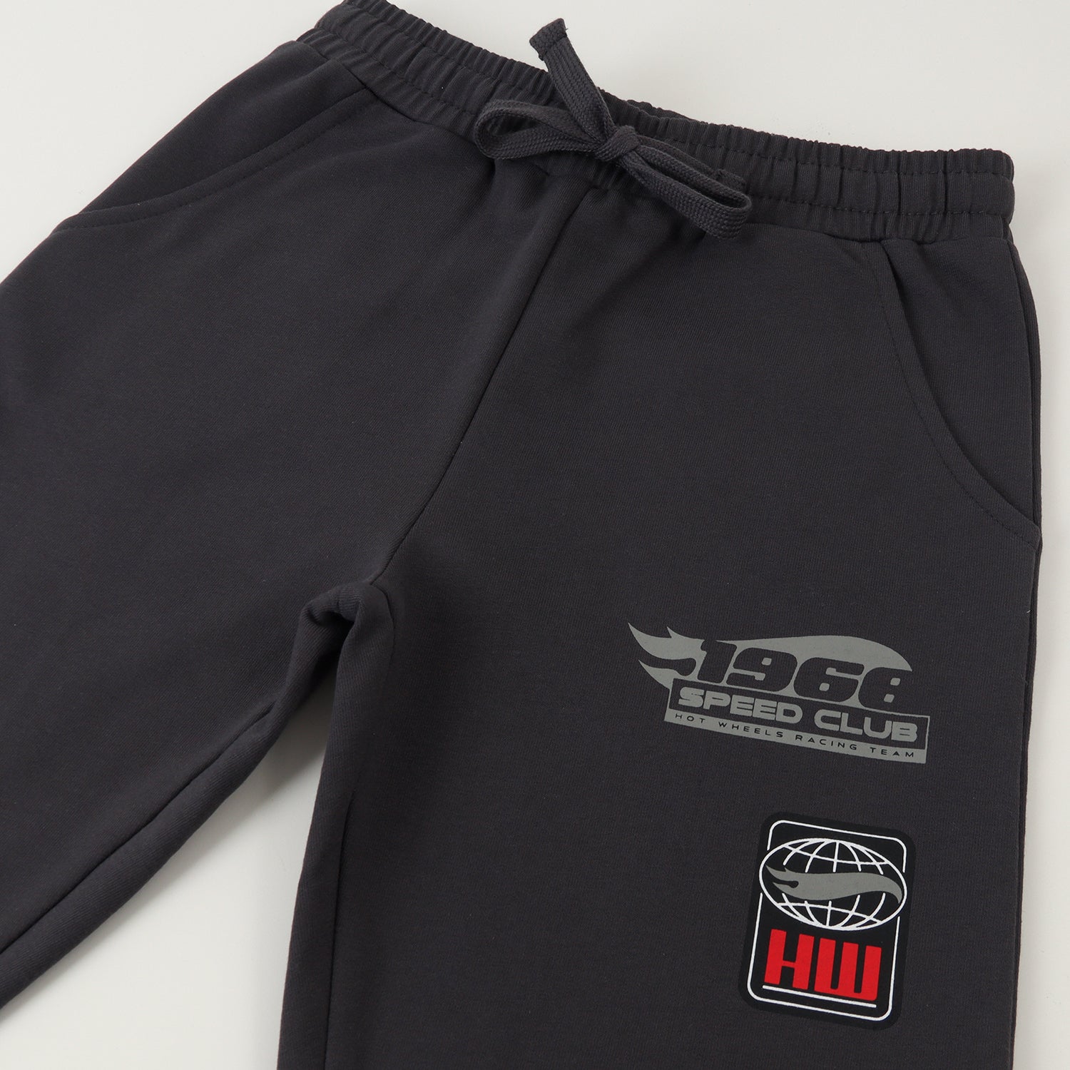 Conjunto Buzo Niño Full Of Logos Beige Hot Wheels