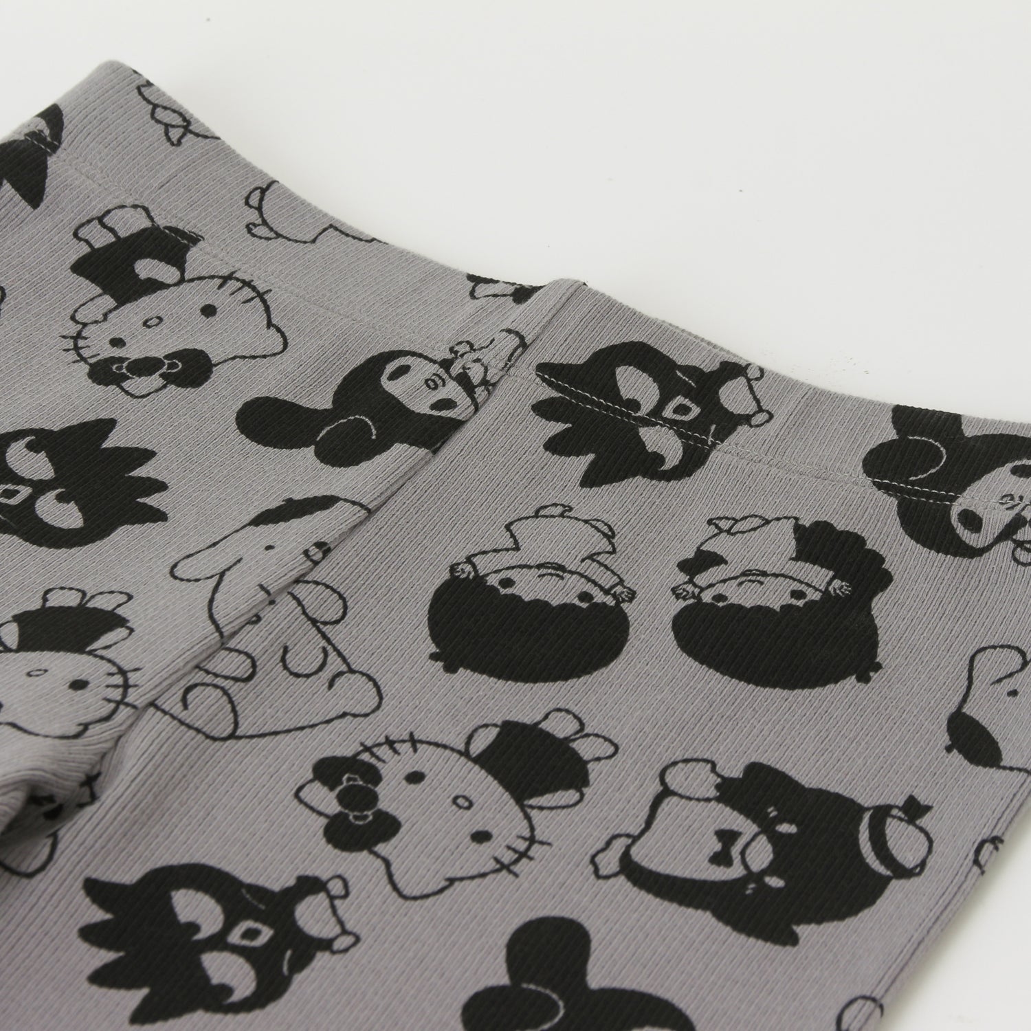 Calza Niña Full Print Friends Gris Hello Kitty - Calzas Chile | The Brands Club cl