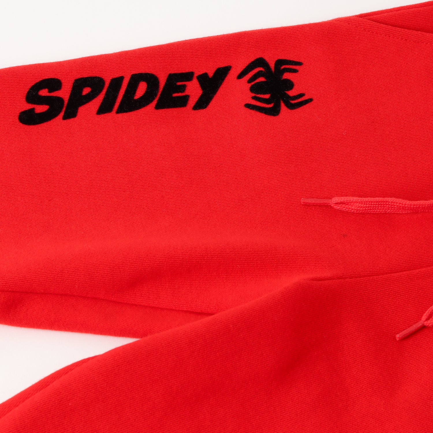 Conjunto Niño Spidey Swinging Gris Marvel