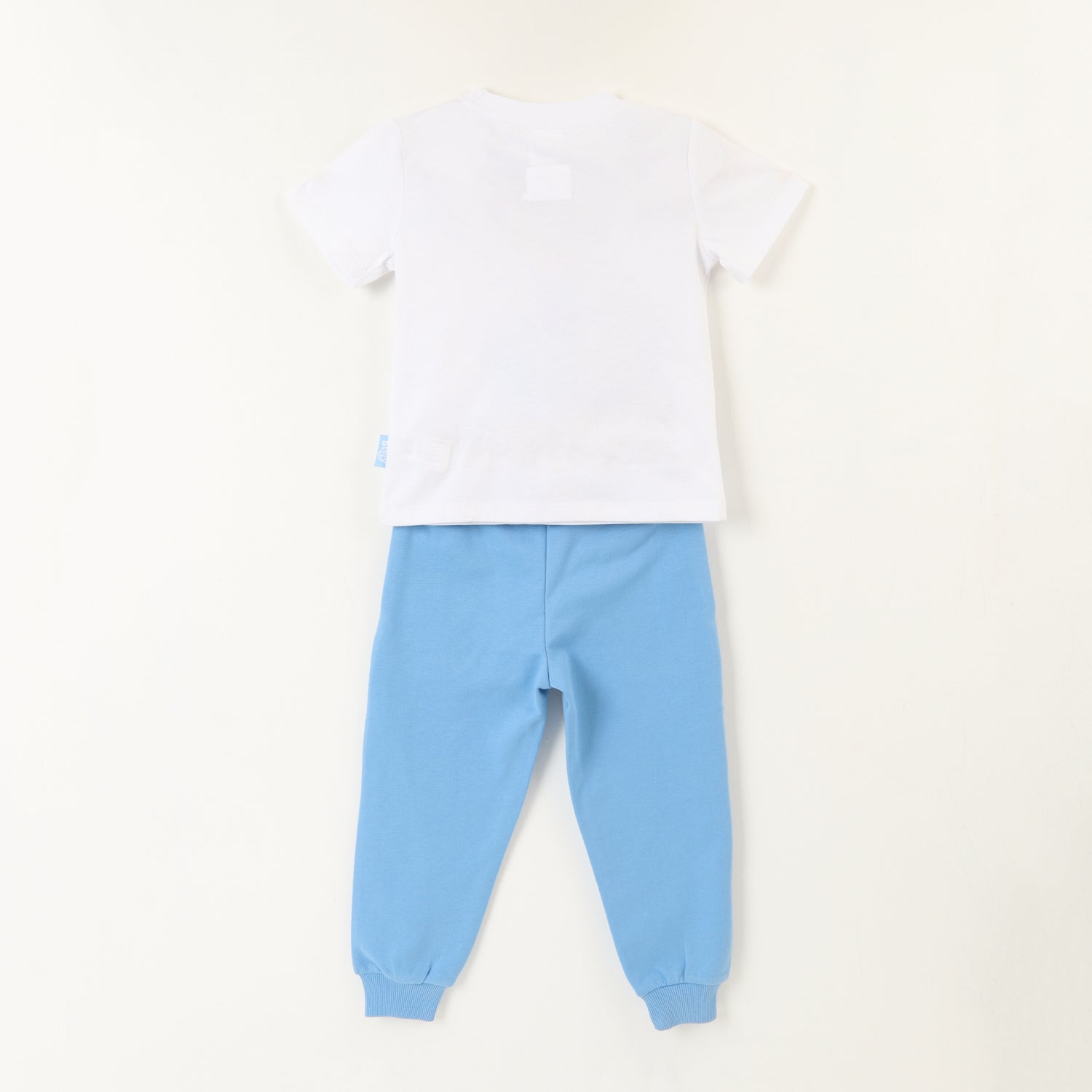 Conjunto Niño Sideways Blanco Bluey Y Su Familia