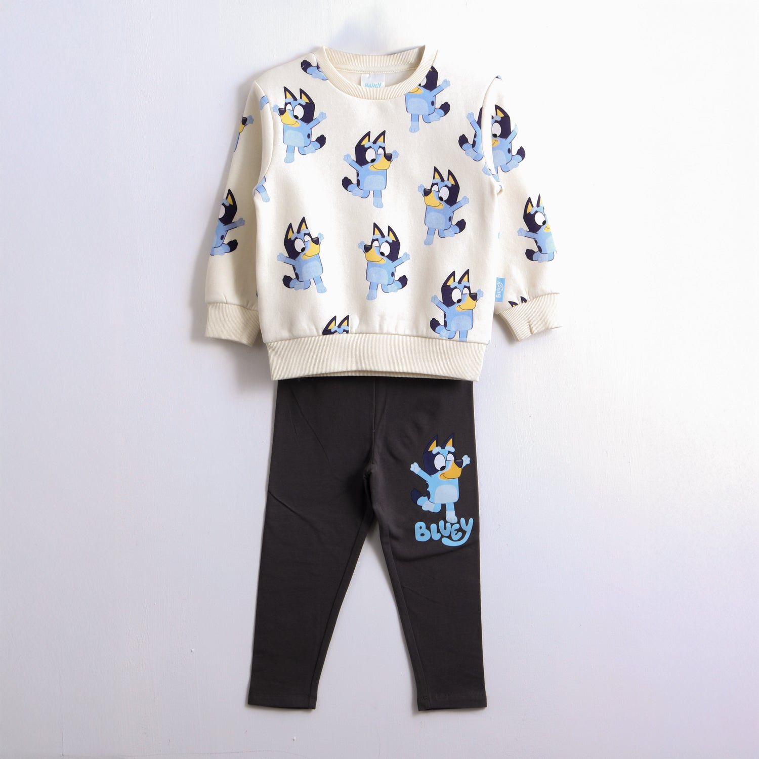 Conjunto Niña Full Print Beige Bluey - Conjuntos Chile | The Brands Club cl