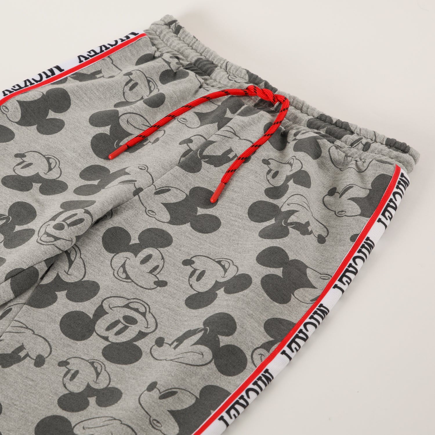 Pantalon de Buzo Niño Full Print Mickey I Gris Disney - Pantalones Chile | The Brands Club cl
