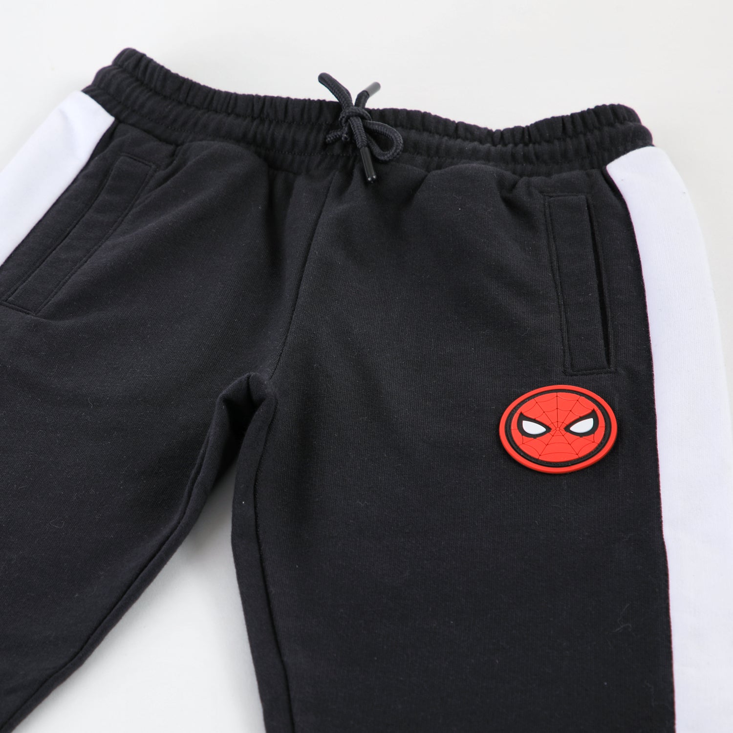 Pantalón de Buzo Niño Cara Negro Marvel