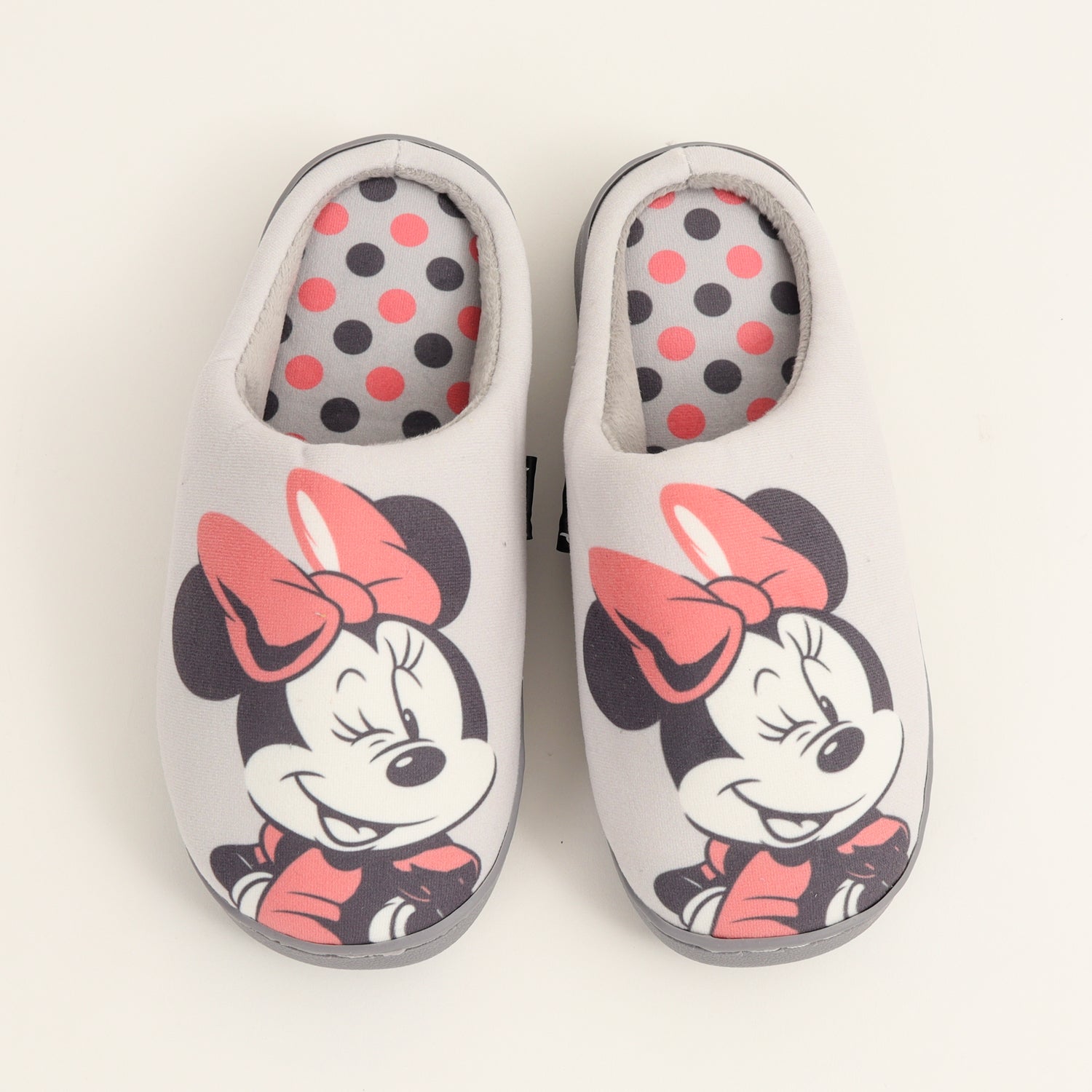 Pantufla Mujer Minnie Posando Blanco Disney