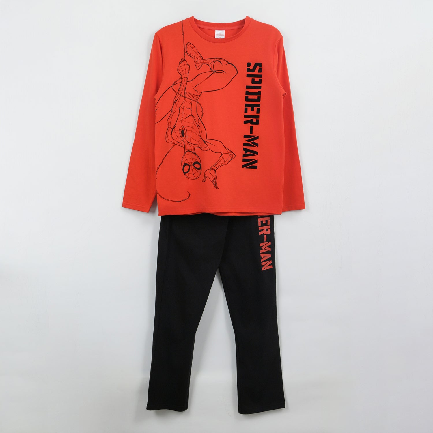 Pijama Manga Larga Niño Rojo Hanging Spiderman Marvel - Pijamas Chile | The Brands Club cl