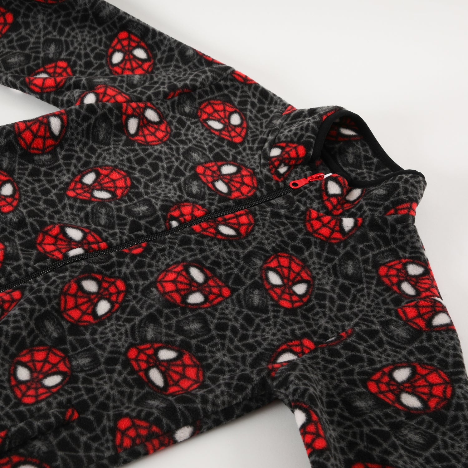 Polar Niño Spiderman Spider Webs Gris Marvel