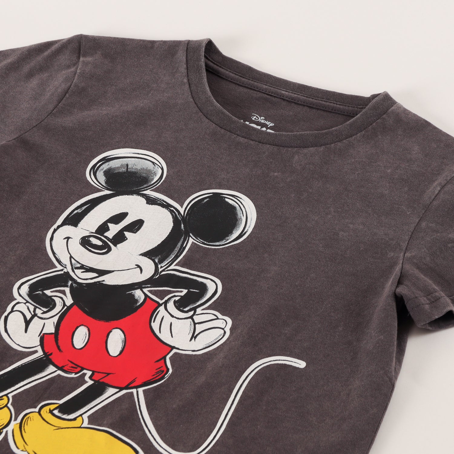 Polera Manga Corta Hombre Mickey Gris Disney