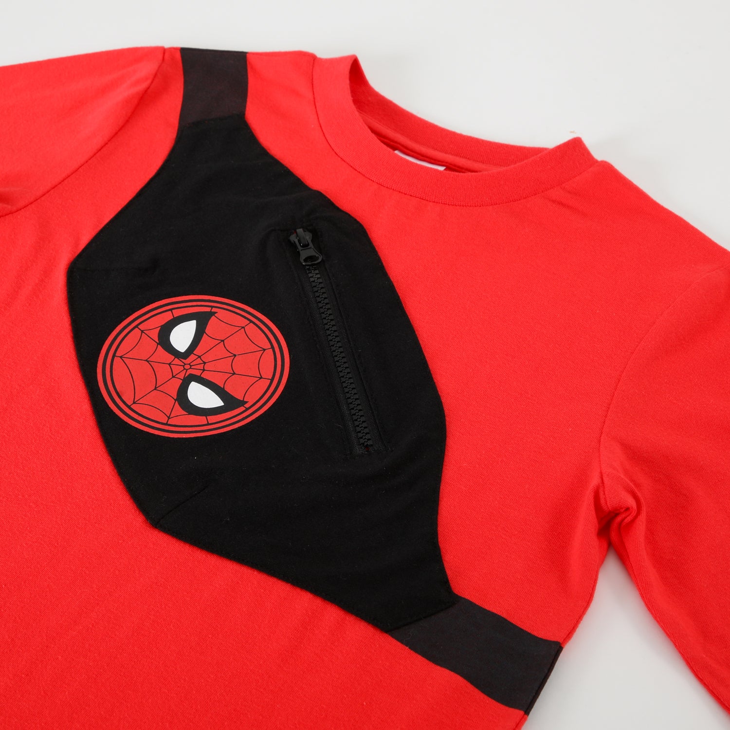 Polera Manga Larga Niño Spiderman Logo Banano Rojo Marvel