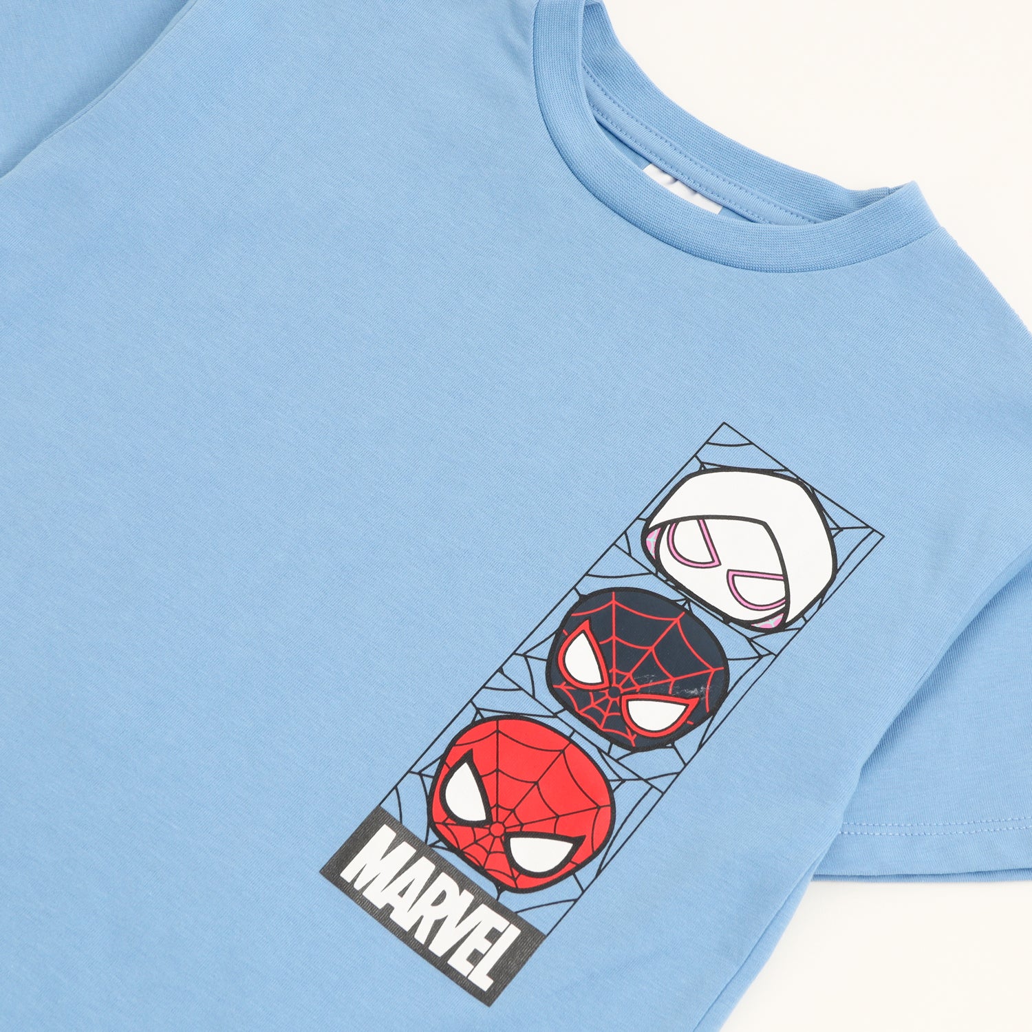 Polera Manga Corta Niño Spiderman Personajes Celeste Marvel