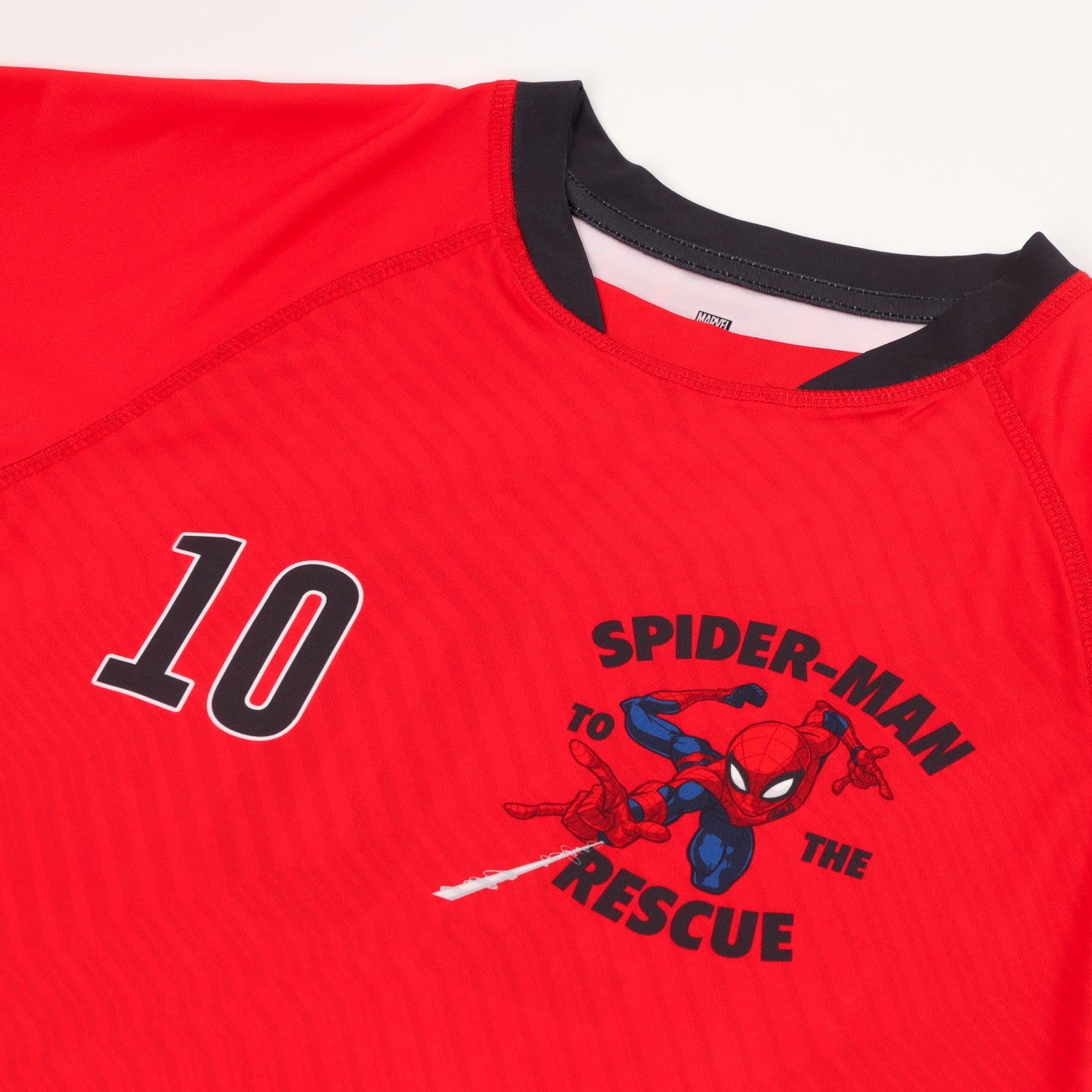 Polera Manga Corta Niño Rojo Fútbol Spiderman Marvel