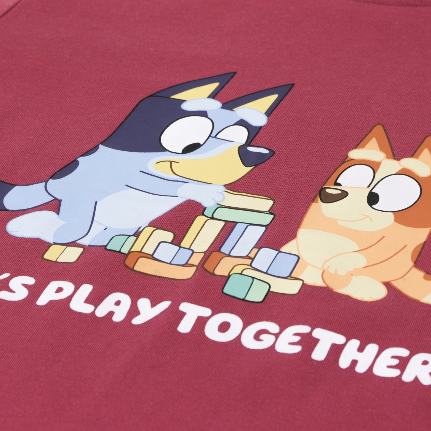 Polera Manga Larga Niño Play Together Burdeo Bingo & Bluey - Poleras Chile | The Brands Club cl