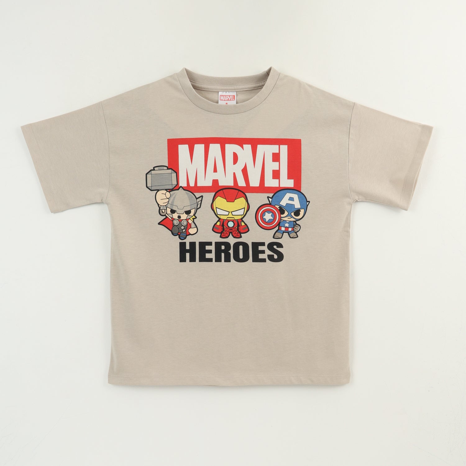 Polera Manga Corta Niño Beige Avengers Marvel