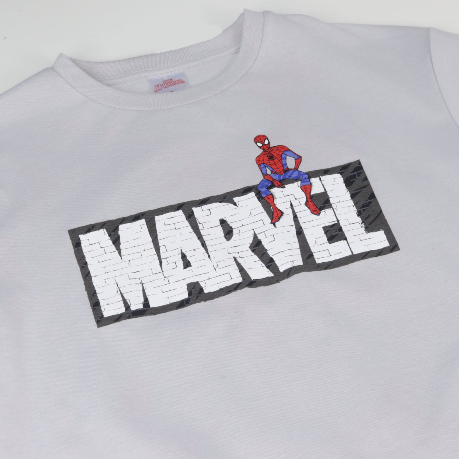 Polera Manga Larga Niño Back Print Spiderman Blanco Marvel - Poleras Chile | The Brands Club cl