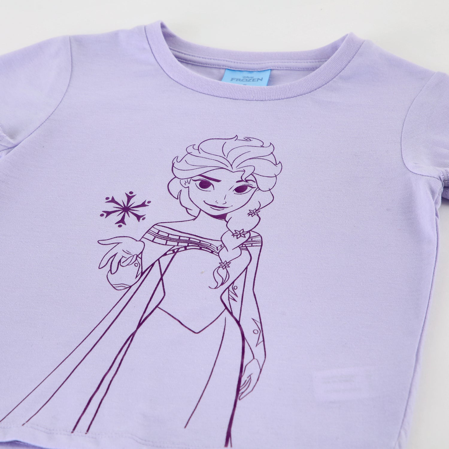 Polera Manga Corta Niña Elsa Disney Foil Morado