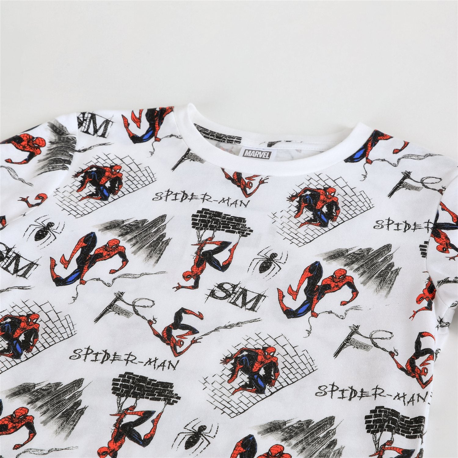 Polera Manga Corta Niño Spiderman Marvel Full Print Blanco
