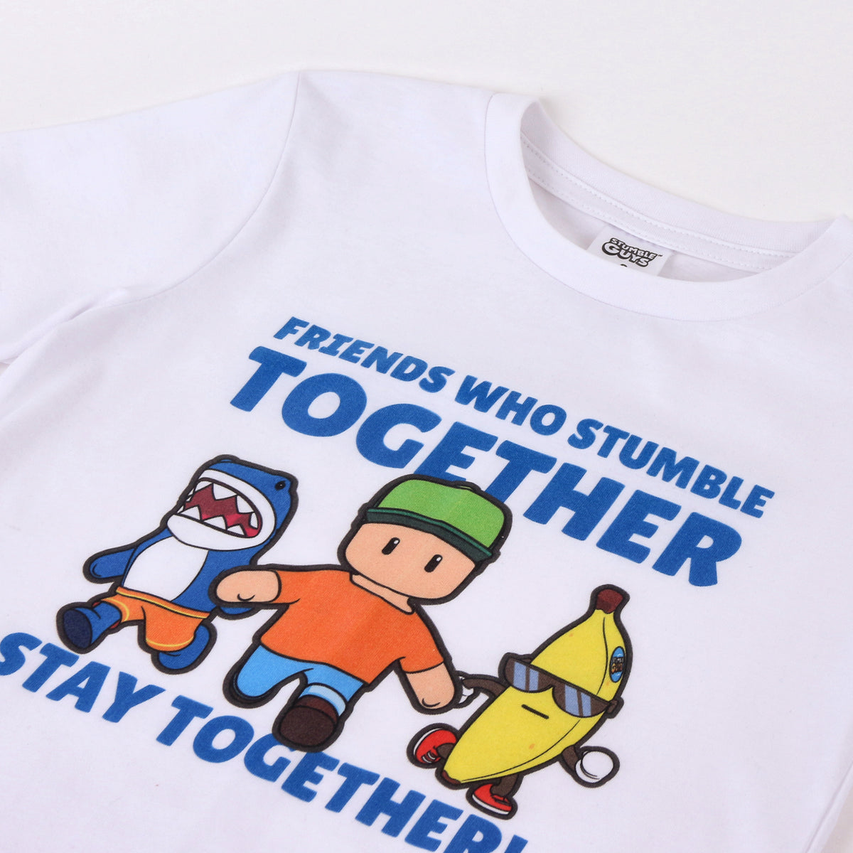 Polera Manga Corta Niño Stumble Guys Personajes Blanco