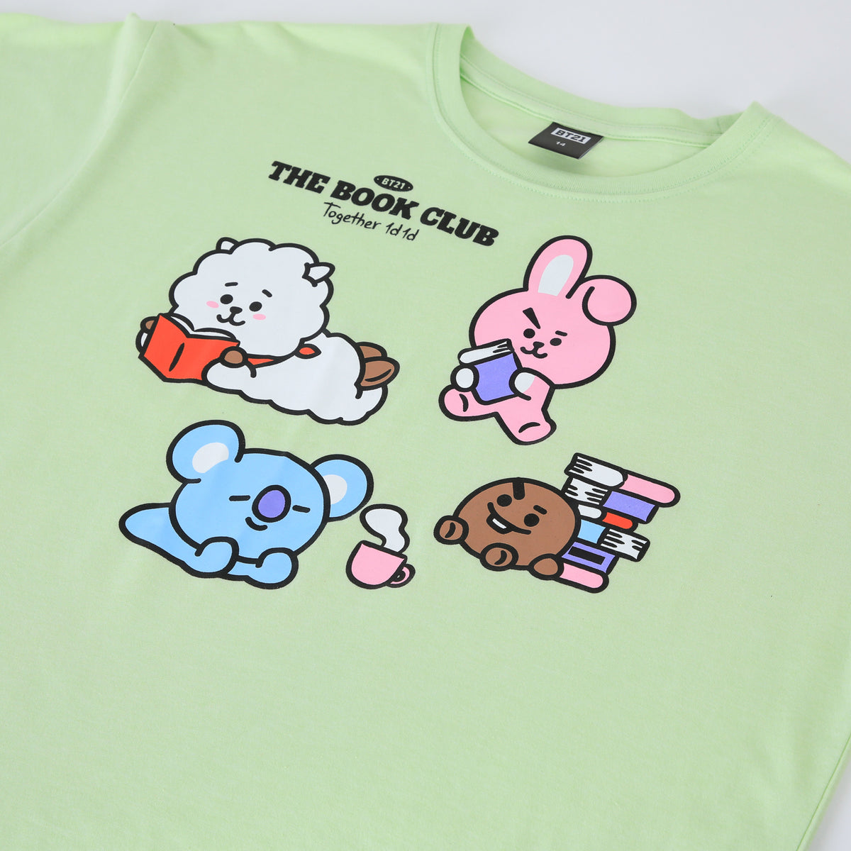 Polera Manga Corta Niña Verde Book Club BT21