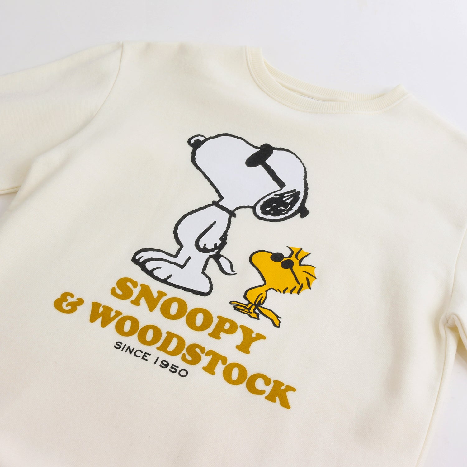 Polerón Cerrado Niño Snoopy & Woodstock Blanco Snoopy - Polerones Chile | The Brands Club cl