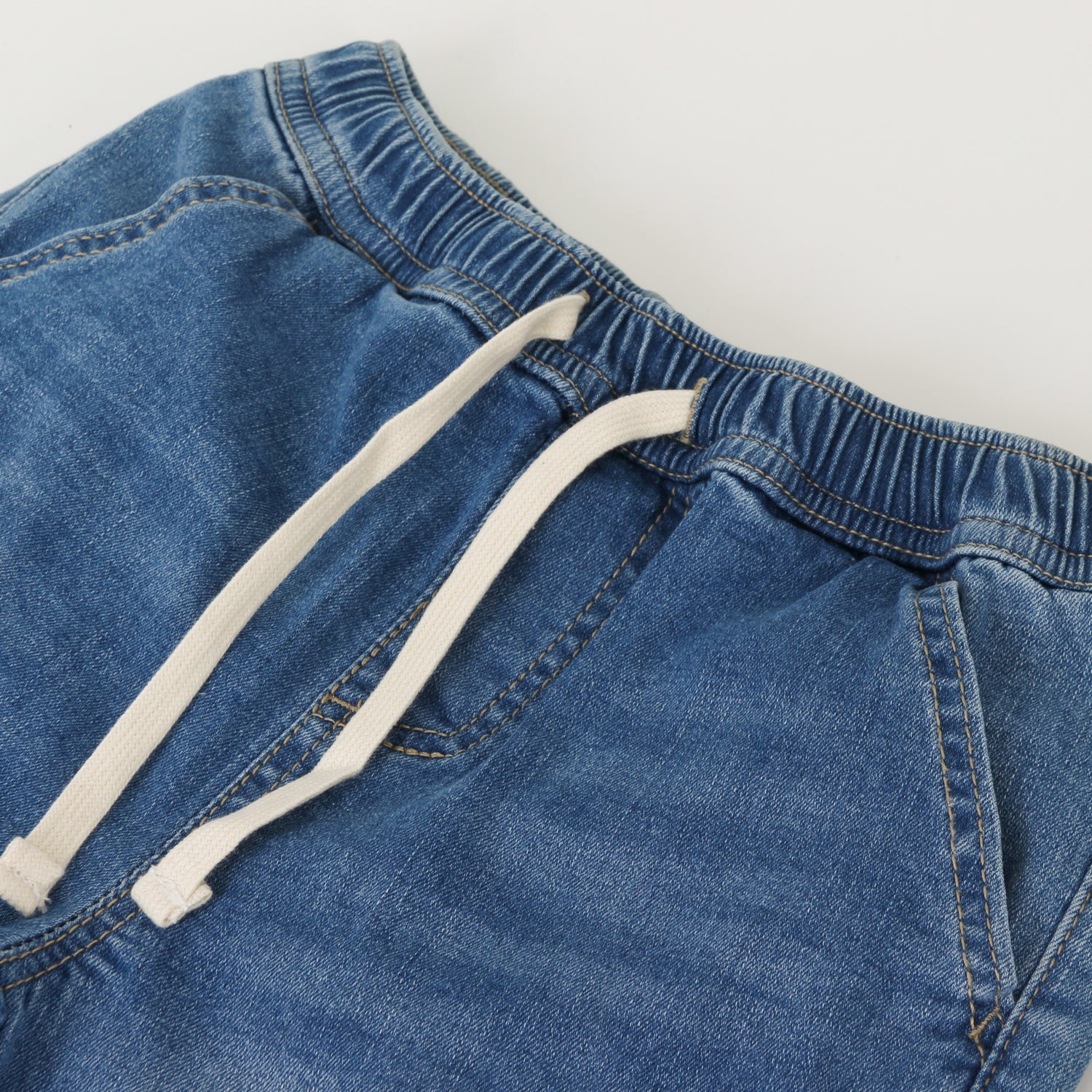 Short Niño Azul Mezclilla Mickey Disney