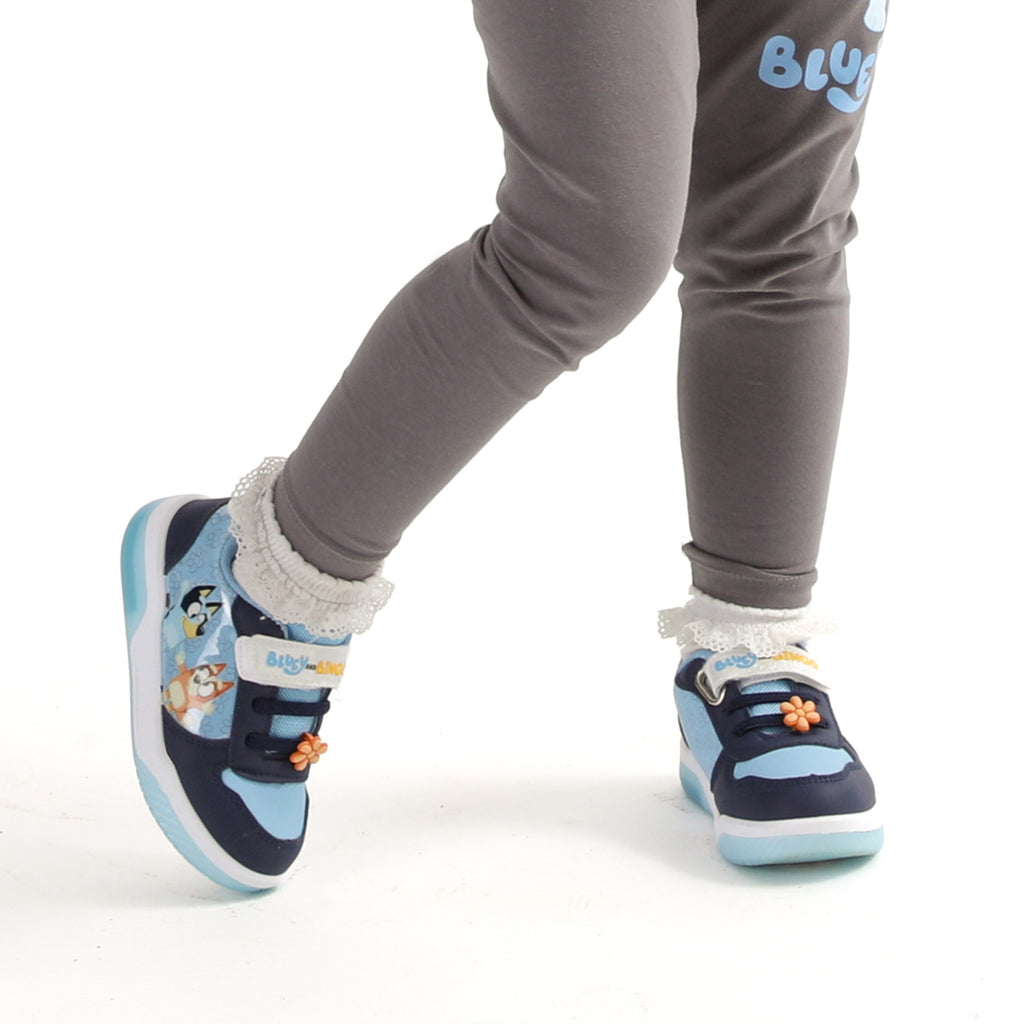 Zapatilla Con Luces Niña Flores Celeste Bluey