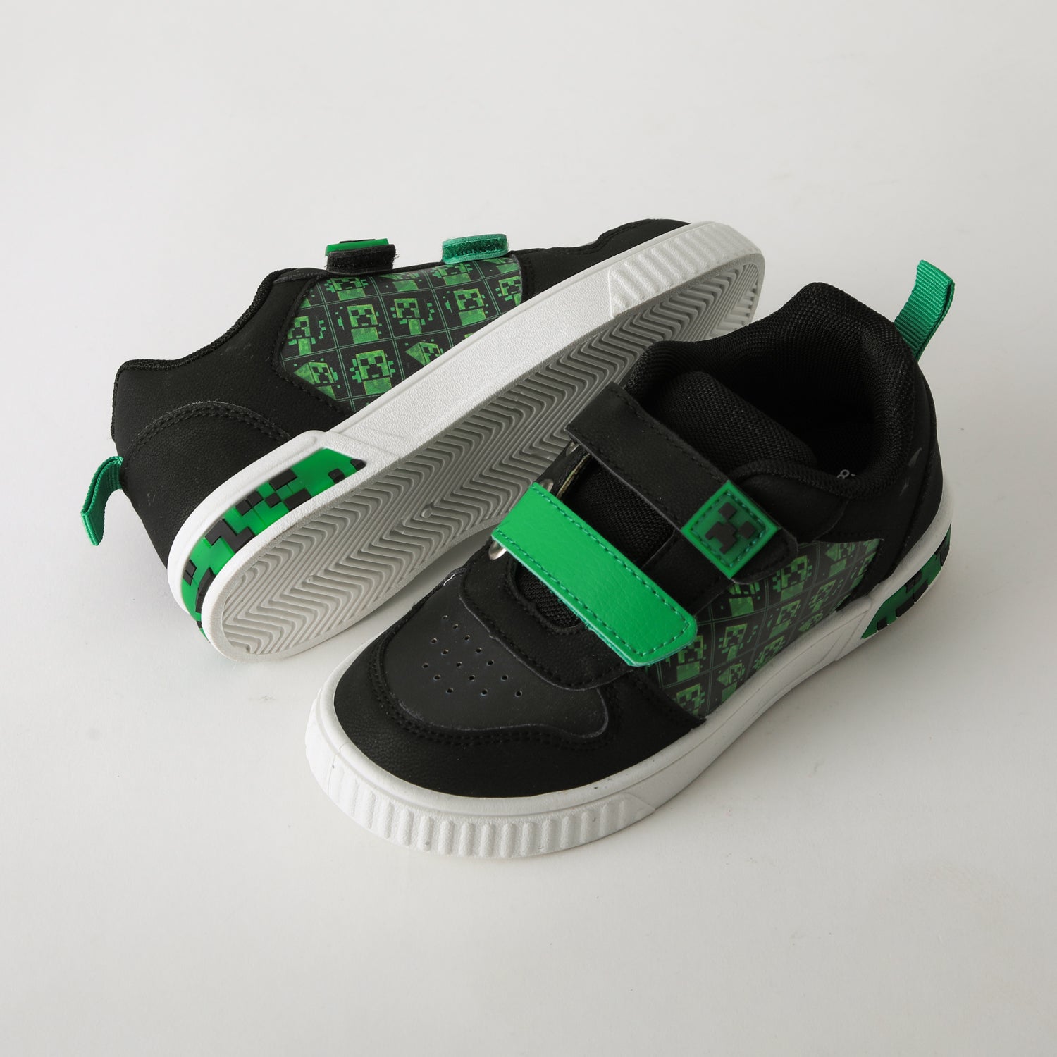 Zapatilla Luces Niño Velcro Print Negro Minecraft - Zapatillas Chile | The Brands Club cl