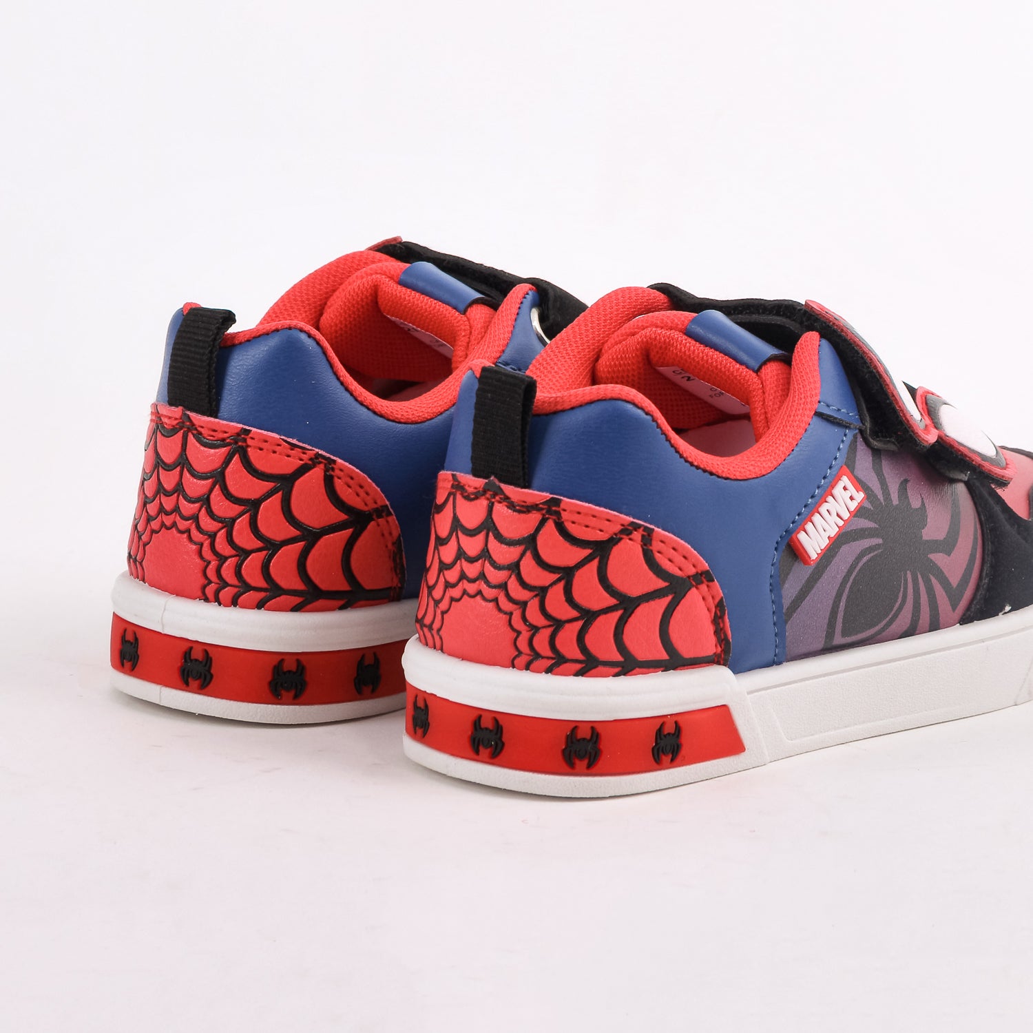 Zapatilla Luces Niño Spiderman Marvel Ojos Rojo