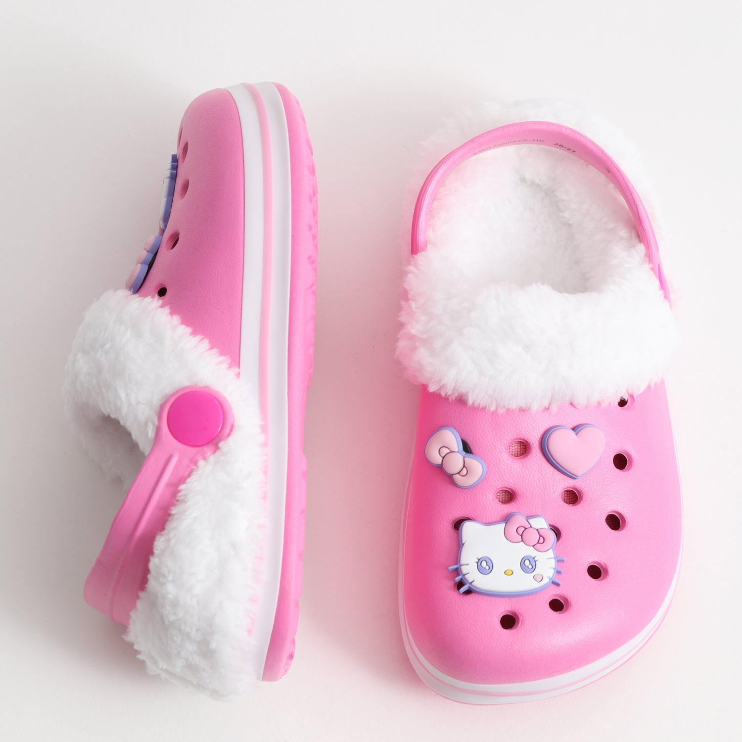Zueco de Eva Niña Chiporro Pins Rosado Hello Kitty - Zuecos Chile | The Brands Club cl