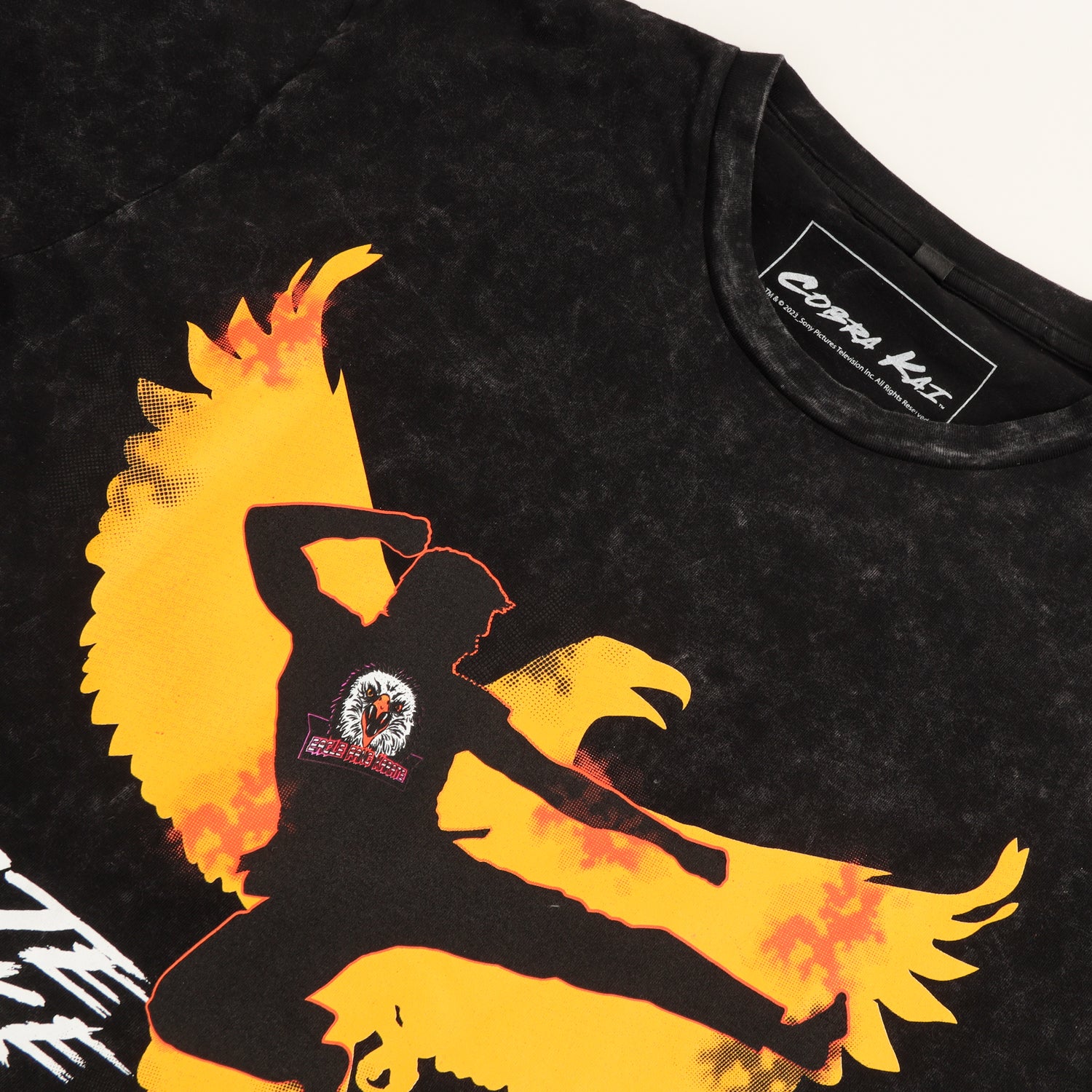 Polera Manga Corta Hombre Aguila Cobra Kai