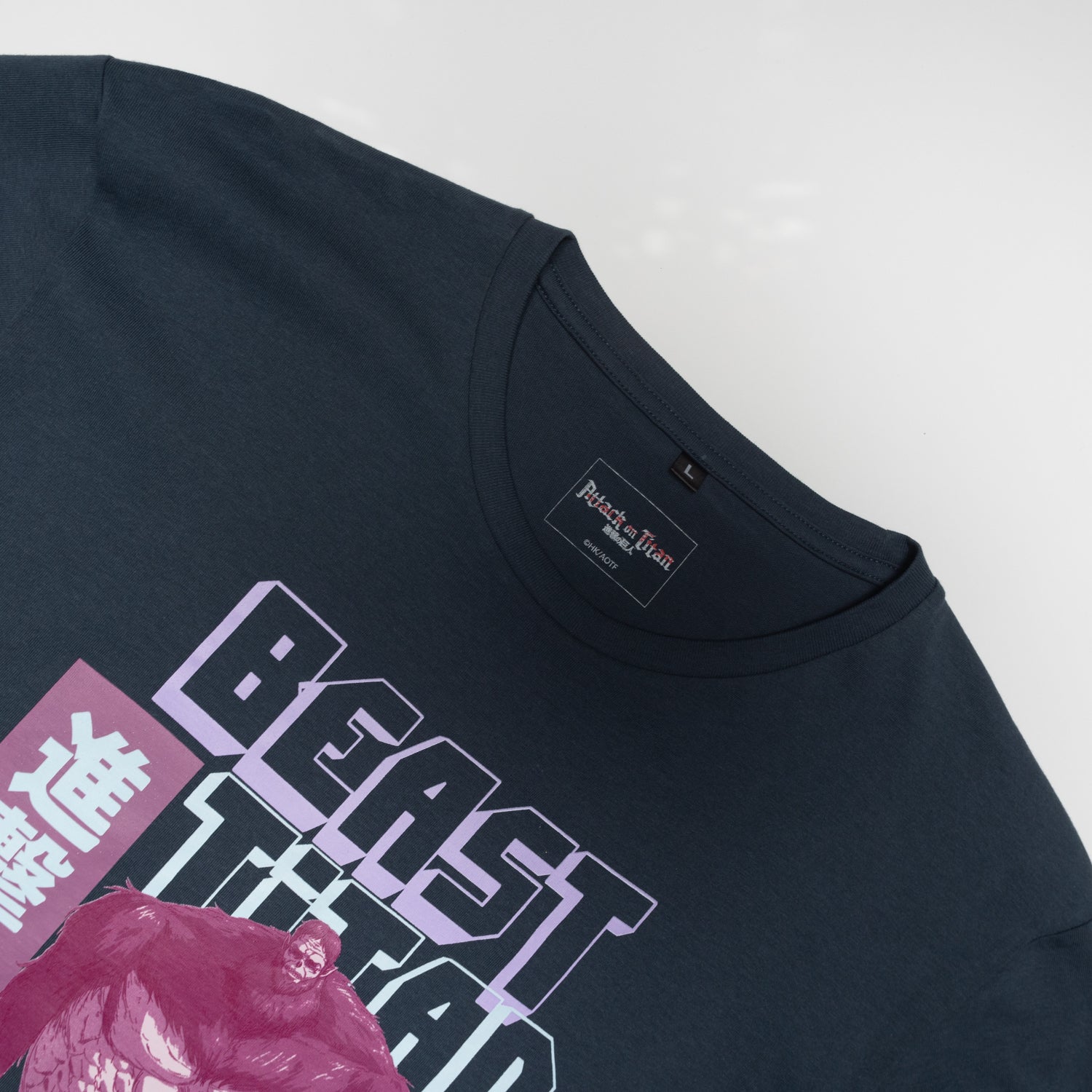 Polera Hombre  Attack On Titan Beast Azul Marino