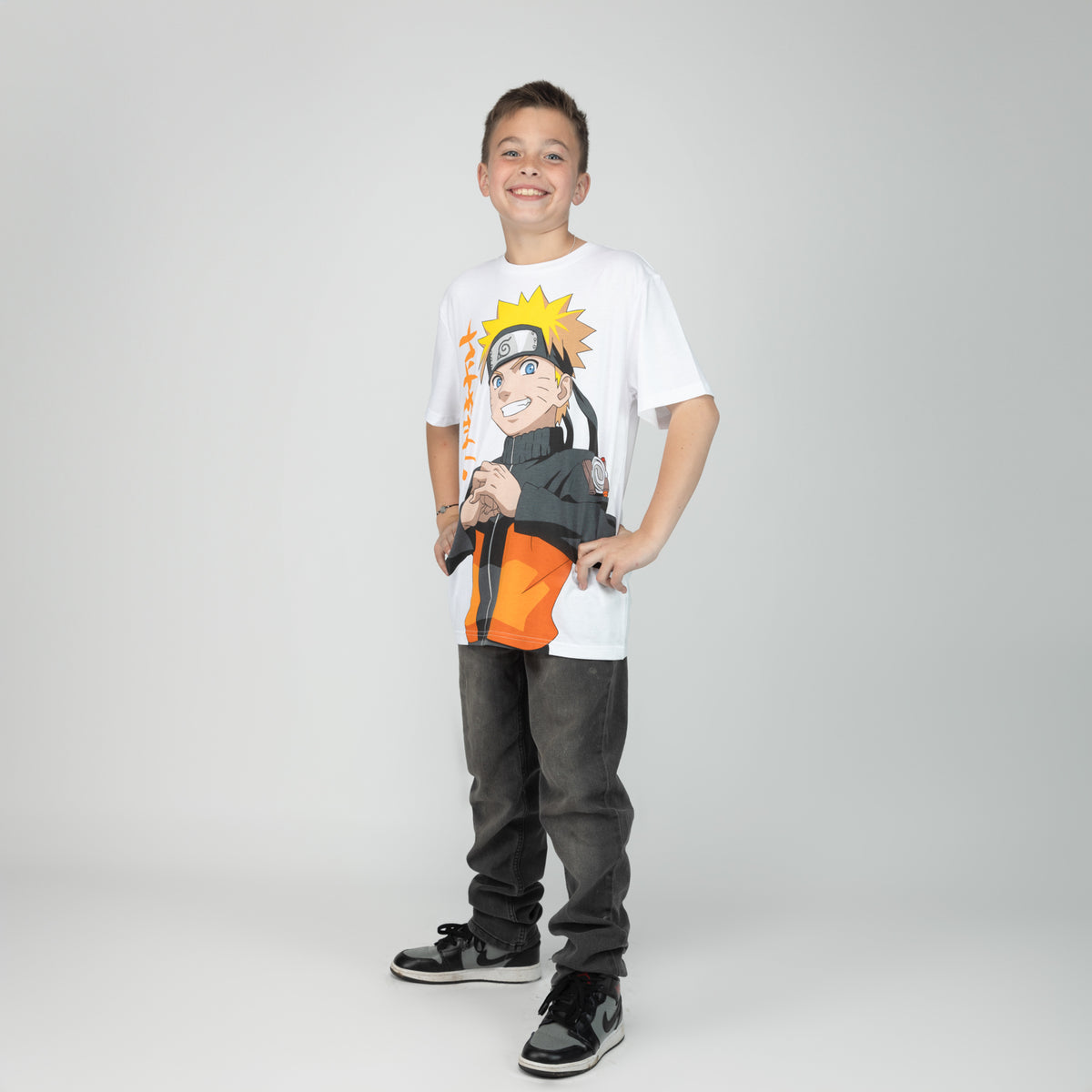Polera Niño Naruto Puño Blanco Naruto