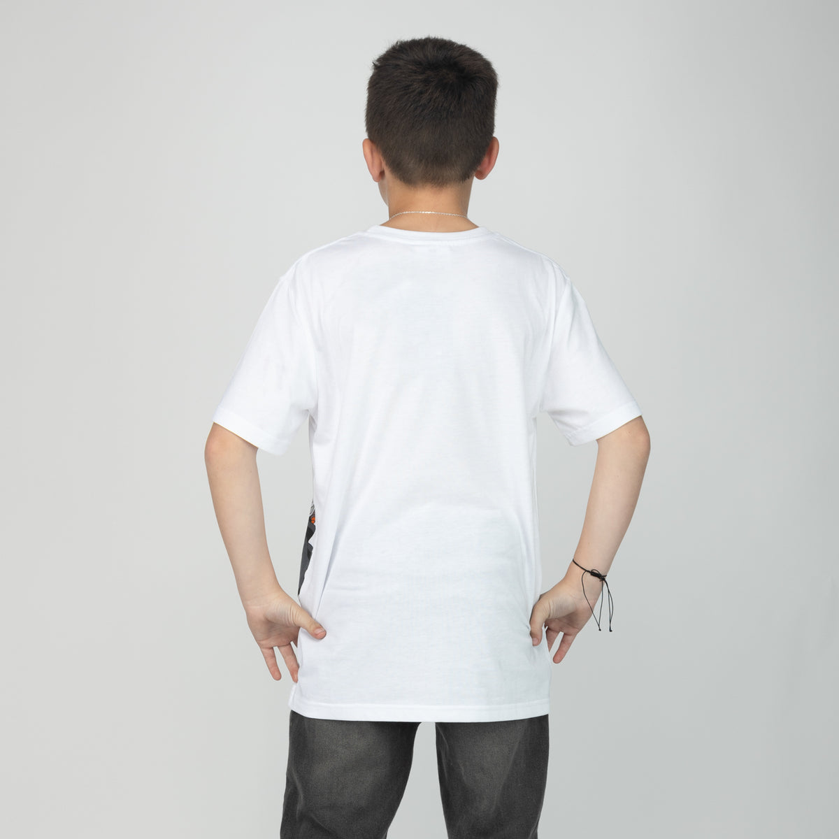 Polera Niño Naruto Puño Blanco Naruto