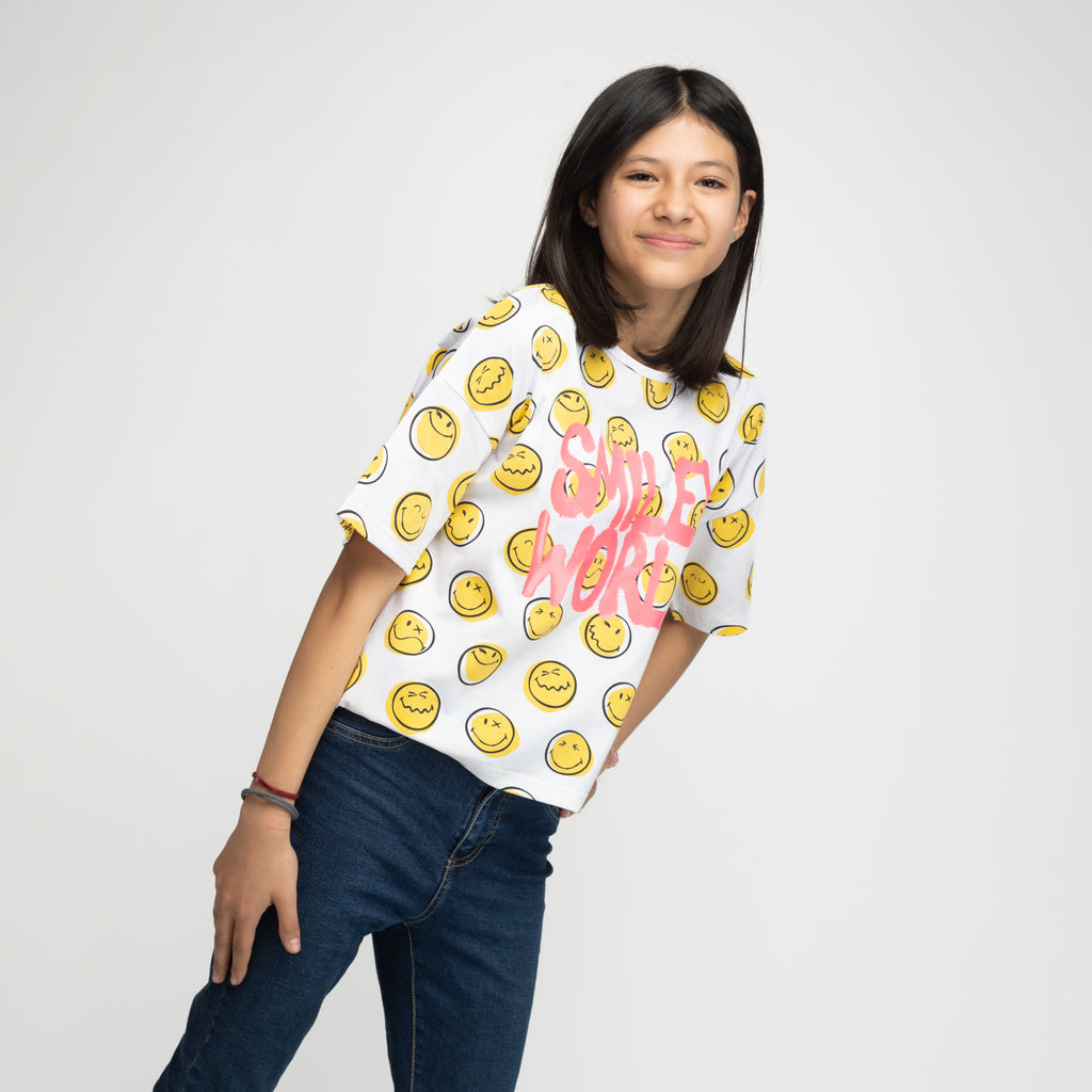 Polera Niña Full Print Blanco SmileyWorld ®