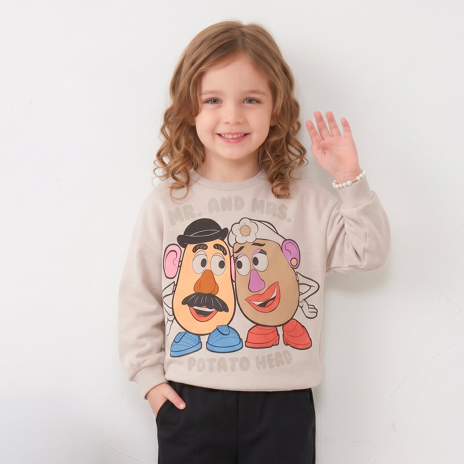 Polerón Cerrado Niña Mr & Mrs Potato Toy Story Beige Disney - Polerones Chile | The Brands Club cl